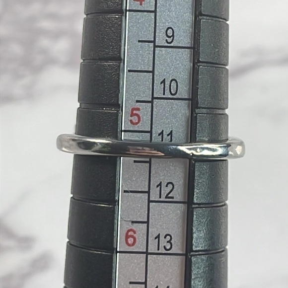 Flower Lotus Silver Ring - Picture 3 of 3